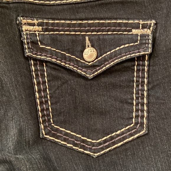 Exclusive Denim 17/21 Dark Blue Jeans Fantastic White Stitching Boot Cut WM SZ 8 - Picture 11 of 14